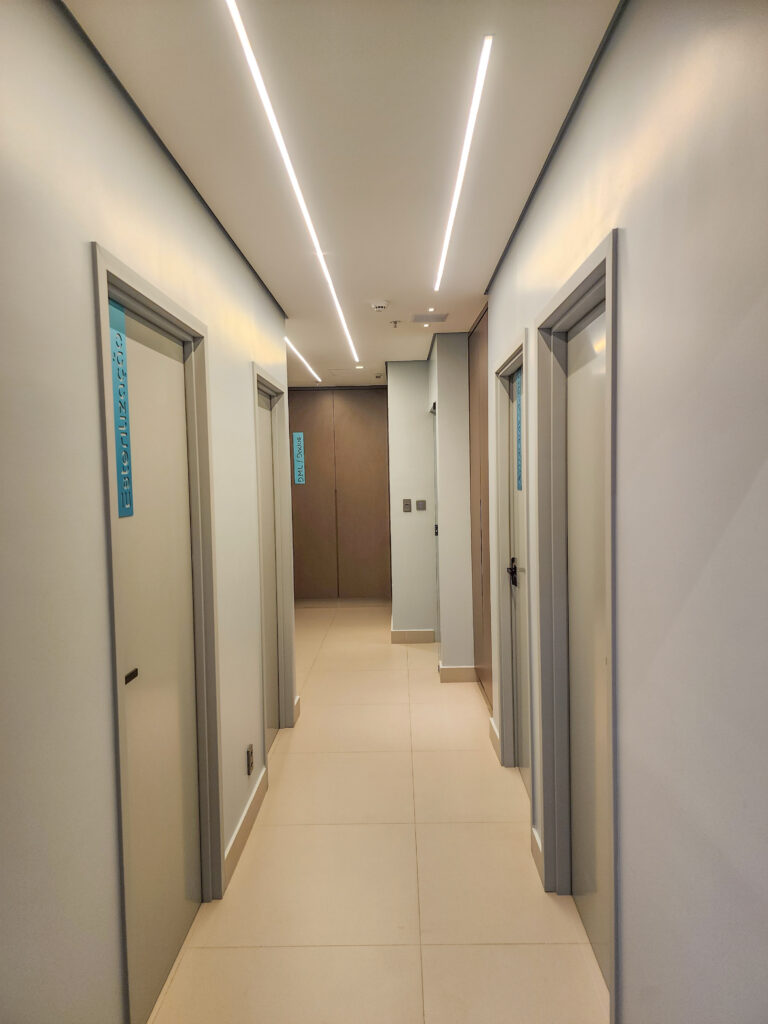 Corredor acesso ao Banheiro